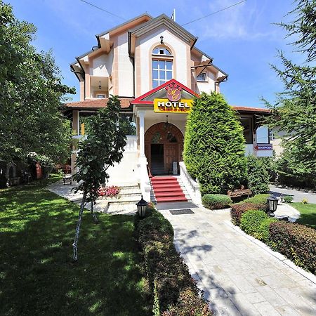 Hotel Sucevic Garni Belgrado Buitenkant foto