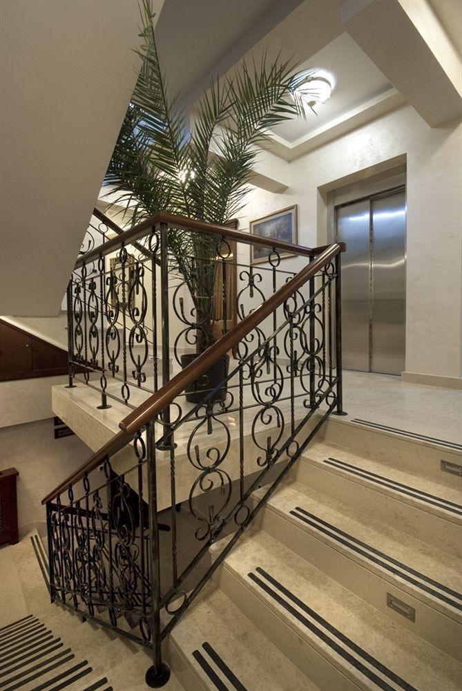 Hotel Sucevic Garni Belgrado Buitenkant foto