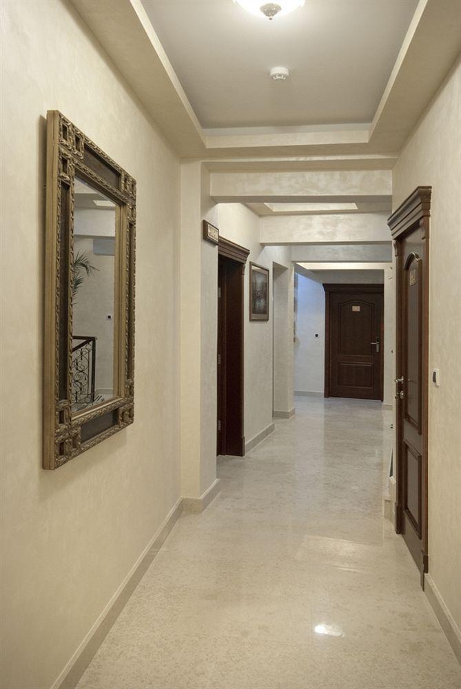 Hotel Sucevic Garni Belgrado Buitenkant foto